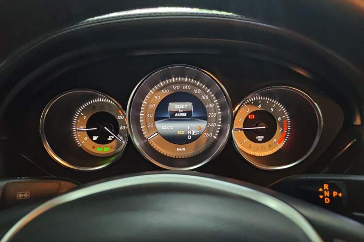 Used Mercedes-Benz CLS 2012 CLS 300 CGI Instrument Cluster