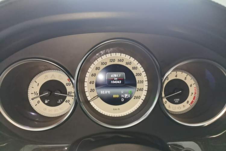 Used Mercedes-Benz CLS 2012 CLS 300 CGI Instrument Cluster