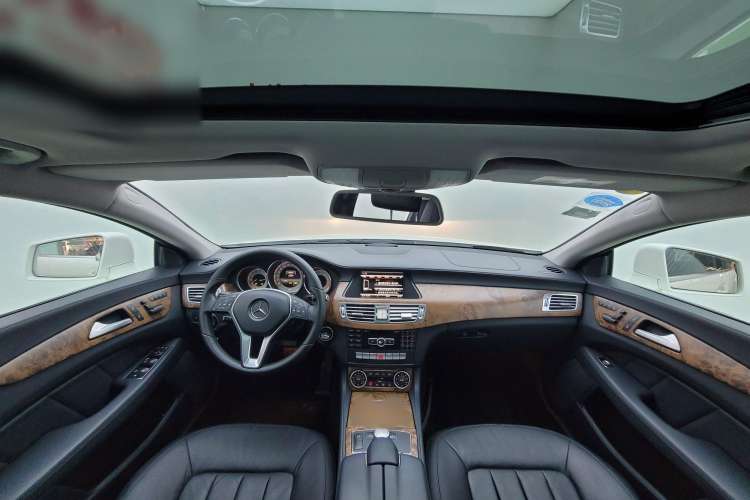Used Mercedes-Benz CLS 2012 CLS 300 CGI Interior 1