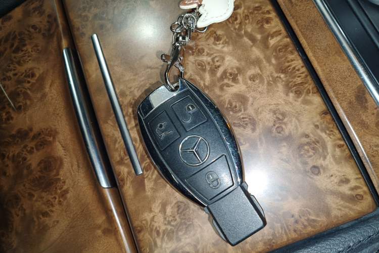 Used Mercedes-Benz CLS 2012 CLS 300 CGI Interior 1