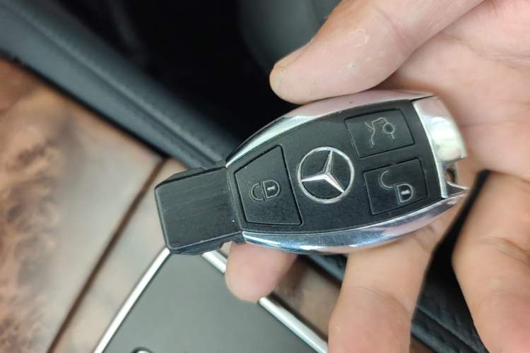 Used Mercedes-Benz CLS 2012 CLS 300 CGI Interior 1