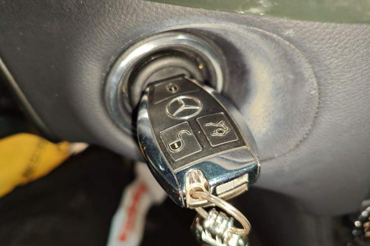 Used Mercedes-Benz CLS 2012 CLS 300 CGI Interior 1