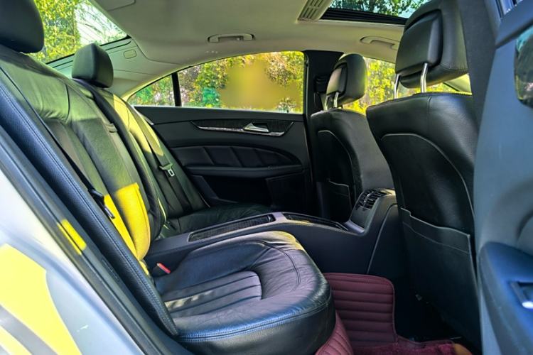 Used Mercedes-Benz CLS 2012 CLS 300 CGI Interior 11
