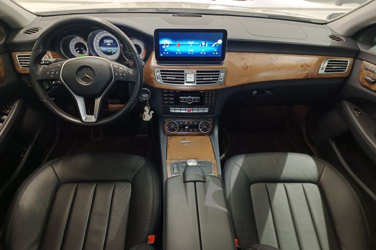 Used Mercedes-Benz CLS 2012 CLS 300 CGI Interior 2