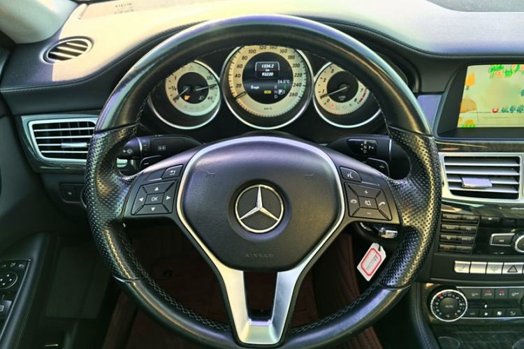 Used Mercedes-Benz CLS 2012 CLS 300 CGI Interior 3