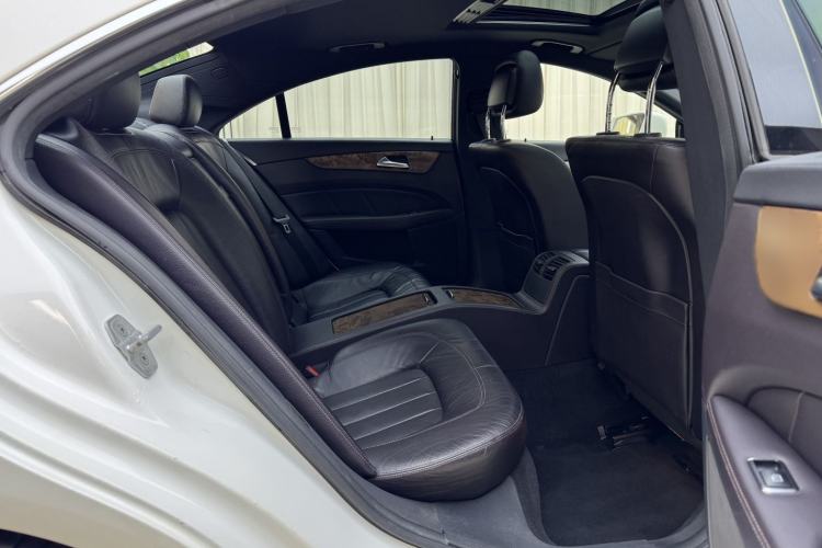 Used Mercedes-Benz CLS 2012 CLS 300 CGI Interior 5