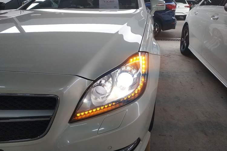 Used Mercedes-Benz CLS 2012 CLS 300 CGI Left Front Headlight