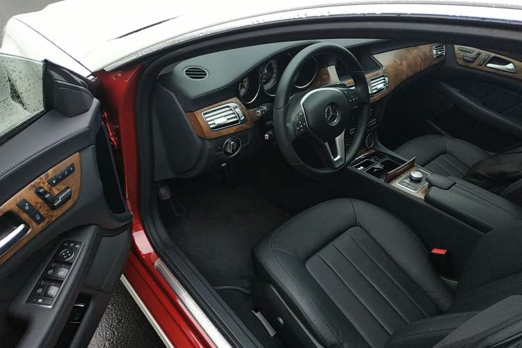 Used Mercedes-Benz CLS 2012 CLS 300 CGI Left Front Seat