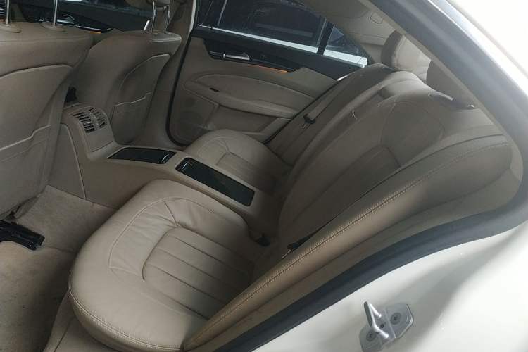 Used Mercedes-Benz CLS 2012 CLS 300 CGI Left Rear Seat