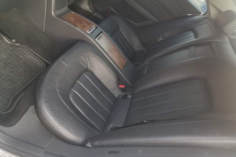 Used Mercedes-Benz CLS 2012 CLS 300 CGI Left Rear Seat