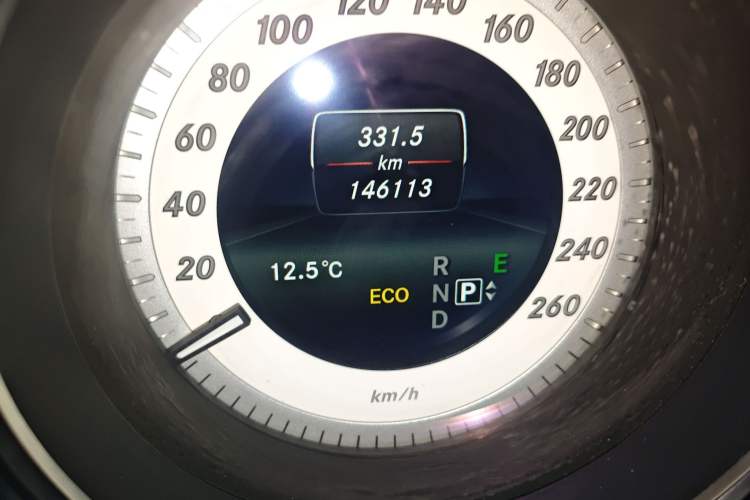 Used Mercedes-Benz CLS 2012 CLS 300 CGI Odometer Close Up