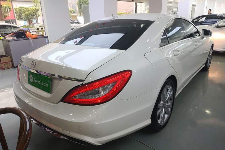 Used Mercedes-Benz CLS 2012 CLS 300 CGI Rear Right 45 Deg