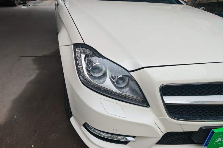 Used Mercedes-Benz CLS 2012 CLS 300 CGI Right Front Headlight
