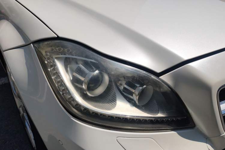 Used Mercedes-Benz CLS 2012 CLS 300 CGI Right Front Headlight