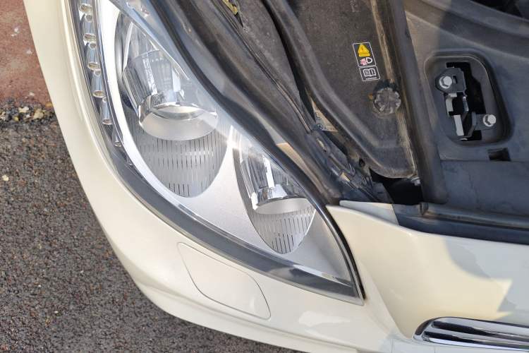 Used Mercedes-Benz CLS 2012 CLS 300 CGI Right Front Headlight