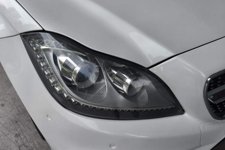 Used Mercedes-Benz CLS 2012 CLS 300 CGI Right Front Headlight