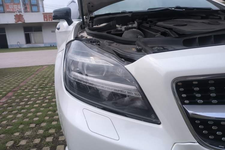 Used Mercedes-Benz CLS 2012 CLS 300 CGI Right Front Headlight
