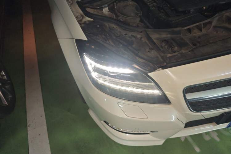 Used Mercedes-Benz CLS 2012 CLS 350 CGI Right Front Headlight