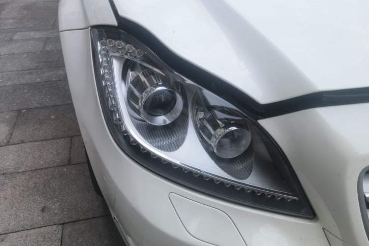 Used Mercedes-Benz CLS 2012 CLS 300 CGI Right Front Headlight