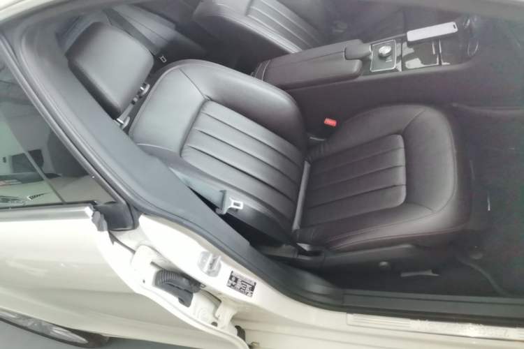 Used Mercedes-Benz CLS 2012 CLS 300 CGI Right Front Seat