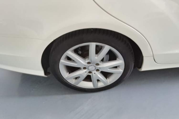 Used Mercedes-Benz CLS 2012 CLS 300 CGI Right Rear Wheel Hub
