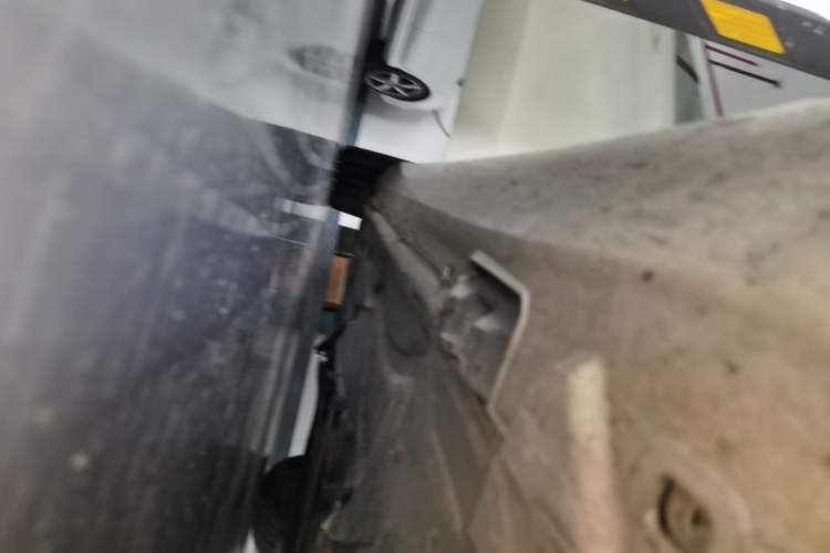 Used Mercedes-Benz CLS 2012 CLS 300 CGI Right Side Sill
