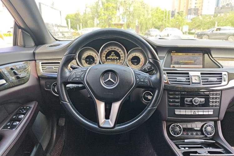 Used Mercedes-Benz CLS 2012 CLS 300 CGI Steering Wheel