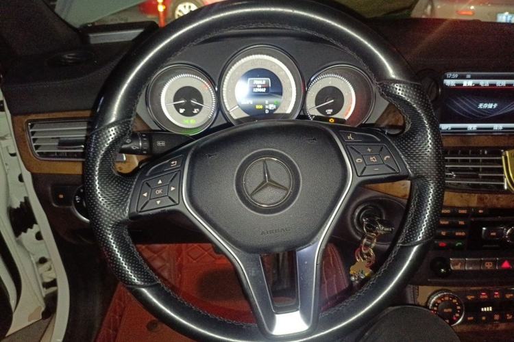 Used Mercedes-Benz CLS 2012 CLS 300 CGI Steering Wheel