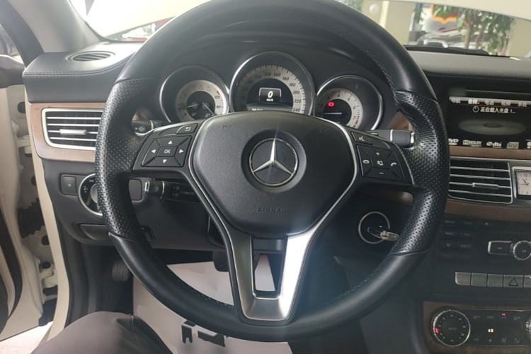 Used Mercedes-Benz CLS 2012 CLS 300 CGI Steering Wheel