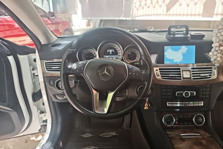 Used Mercedes-Benz CLS 2012 CLS 300 CGI Steering Wheel