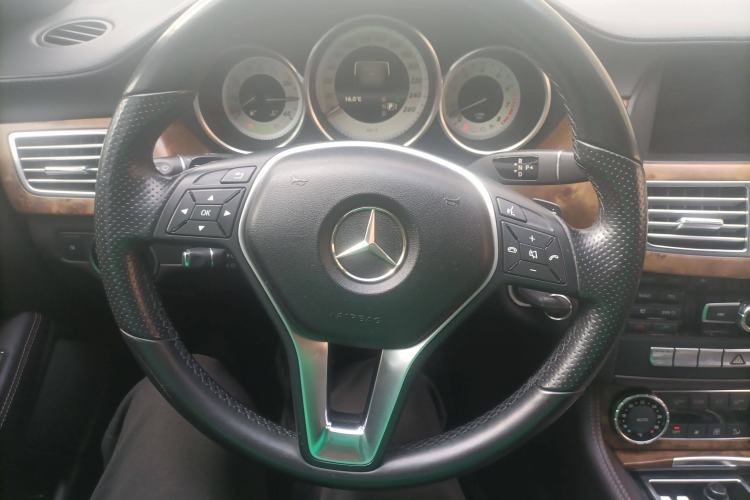 Used Mercedes-Benz CLS 2012 CLS 300 CGI Steering Wheel