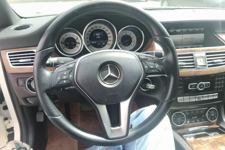 Used Mercedes-Benz CLS 2012 CLS 300 CGI Steering Wheel