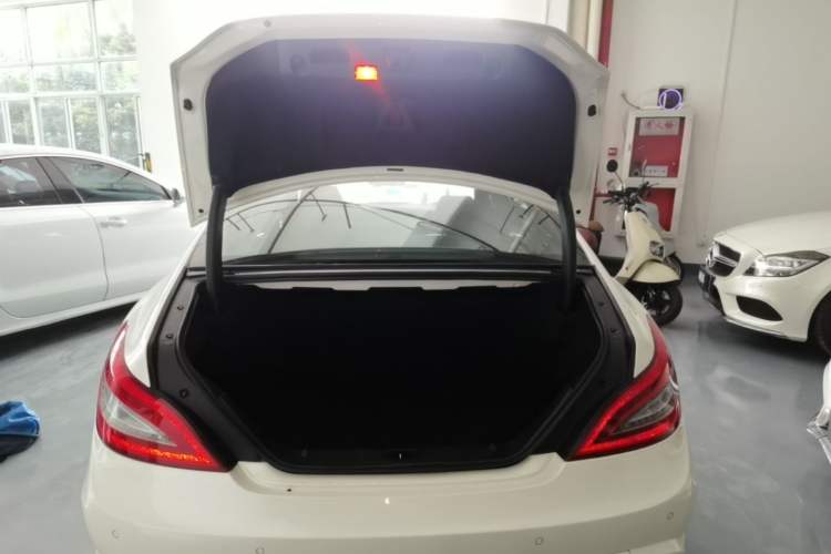 Used Mercedes-Benz CLS 2012 CLS 300 CGI Trunk