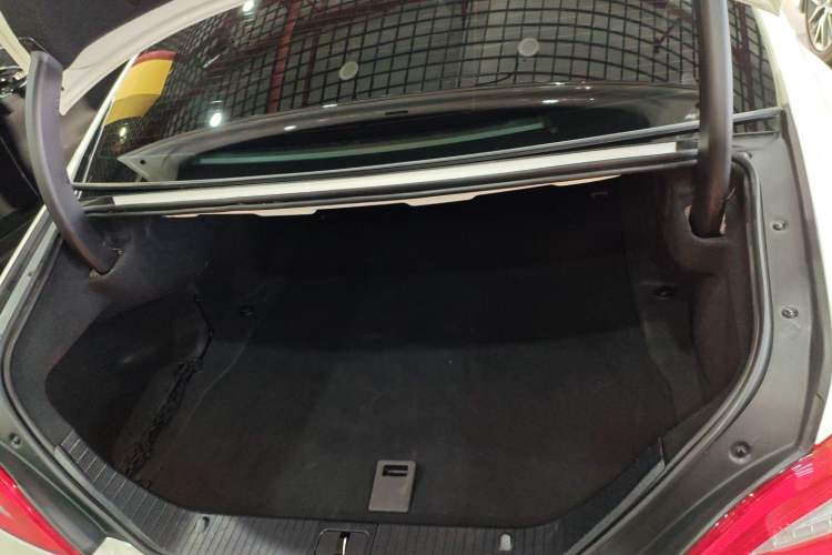 Used Mercedes-Benz CLS 2012 CLS 300 CGI Trunk