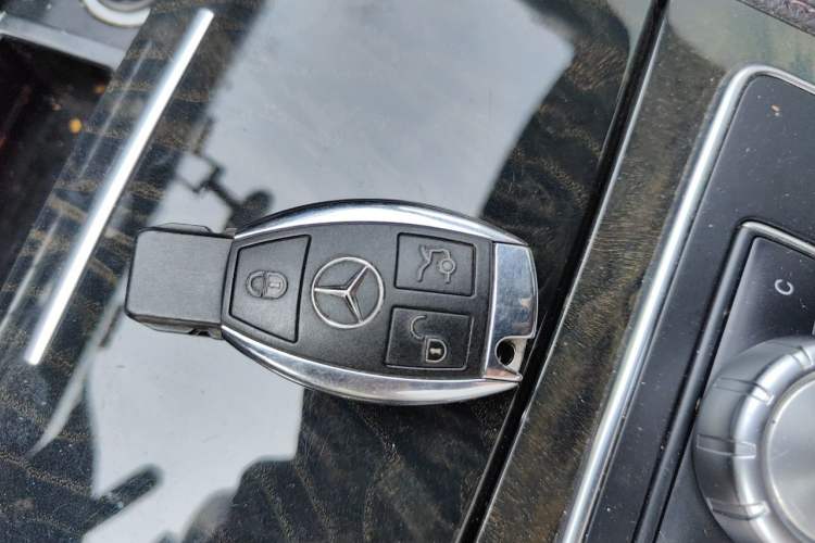 Used Mercedes-Benz CLS 2012 CLS 300 CGI Vehicle Key