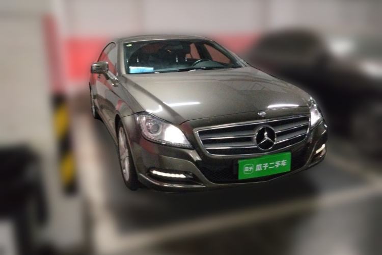 Used Mercedes-Benz CLS 2012 CLS 300 CGI Front Right 45 Deg