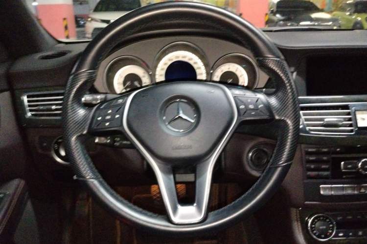 Used Mercedes-Benz CLS 2012 CLS 300 CGI Steering Wheel