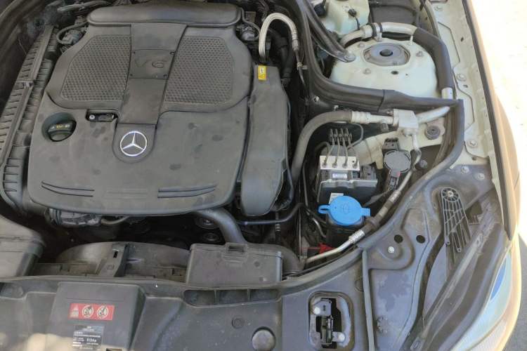 Used Mercedes-Benz CLS 2013 CLS 350 Shooting Brake Fashion Edition Engine Bay Left