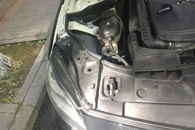 Used Mercedes-Benz CLS 2013 CLS 350 Shooting Brake Fashion Edition Engine Bay Right