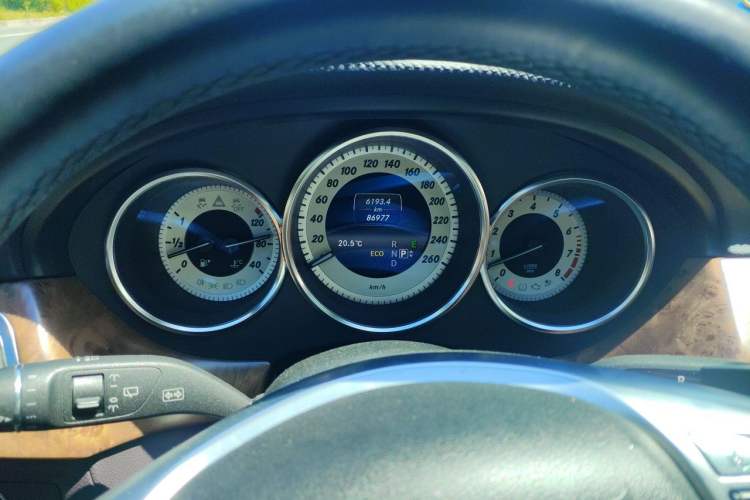 Used Mercedes-Benz CLS 2013 CLS 350 Shooting Brake Fashion Edition Instrument Cluster
