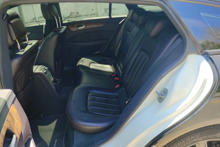 Used Mercedes-Benz CLS 2013 CLS 350 Shooting Brake Fashion Edition Left Rear Seat