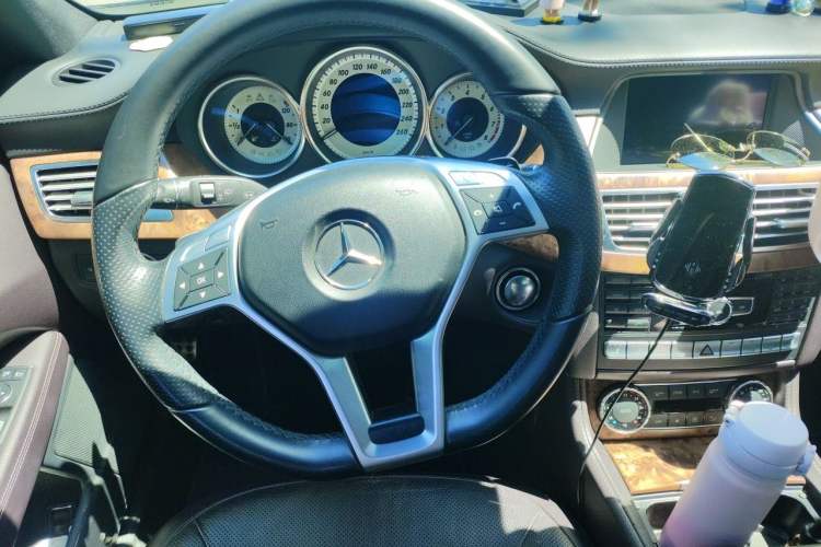 Used Mercedes-Benz CLS 2013 CLS 350 Shooting Brake Fashion Edition Steering Wheel