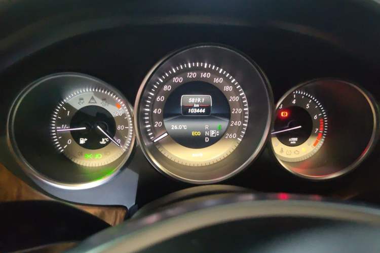 Used Mercedes-Benz CLS 2013 CLS 350 Shooting Brake Fashion Edition Instrument Cluster