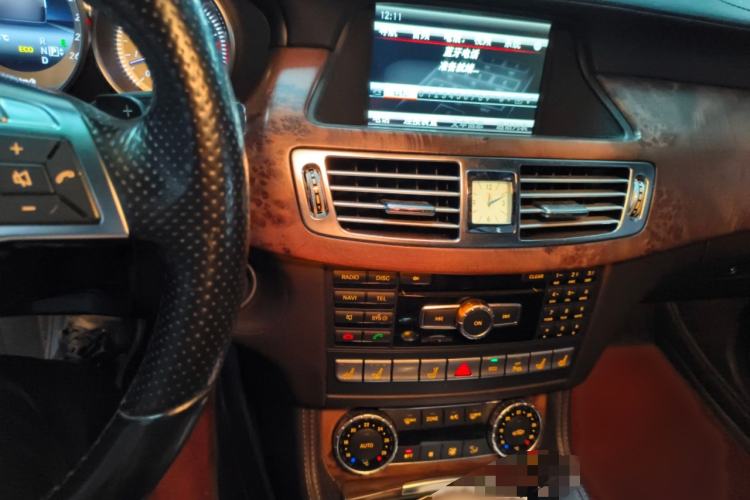Used Mercedes-Benz CLS 2013 CLS 350 Shooting Brake Fashion Edition Audio And AC Panel