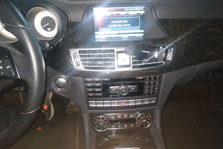 Used Mercedes-Benz CLS 2013 CLS 350 Shooting Brake Fashion Edition Audio And AC Panel