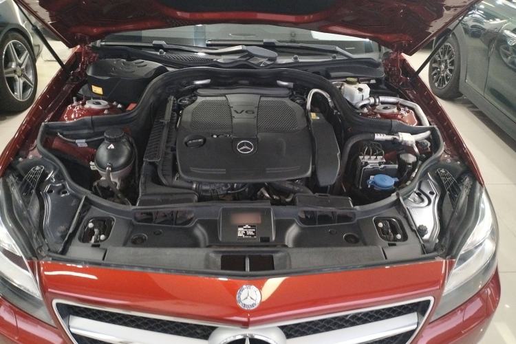 Used Mercedes-Benz CLS 2013 CLS 350 Shooting Brake Fashion Edition Engine Bay