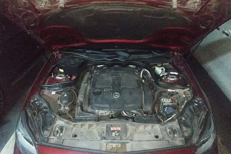 Used Mercedes-Benz CLS 2013 CLS 350 Shooting Brake Fashion Edition Engine Bay