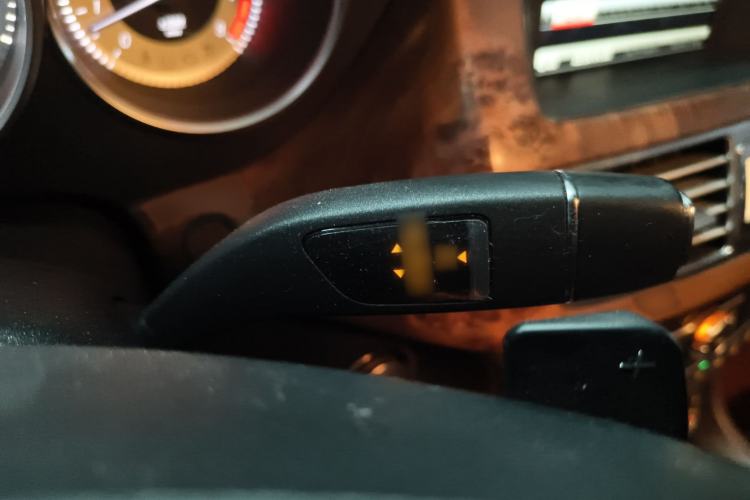 Used Mercedes-Benz CLS 2013 CLS 350 Shooting Brake Fashion Edition Gear Lever