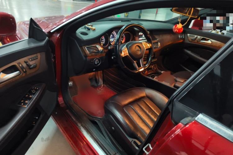Used Mercedes-Benz CLS 2013 CLS 350 Shooting Brake Fashion Edition Interior 3