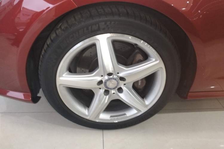 Used Mercedes-Benz CLS 2013 CLS 350 Shooting Brake Fashion Edition Left Front Wheel Hub